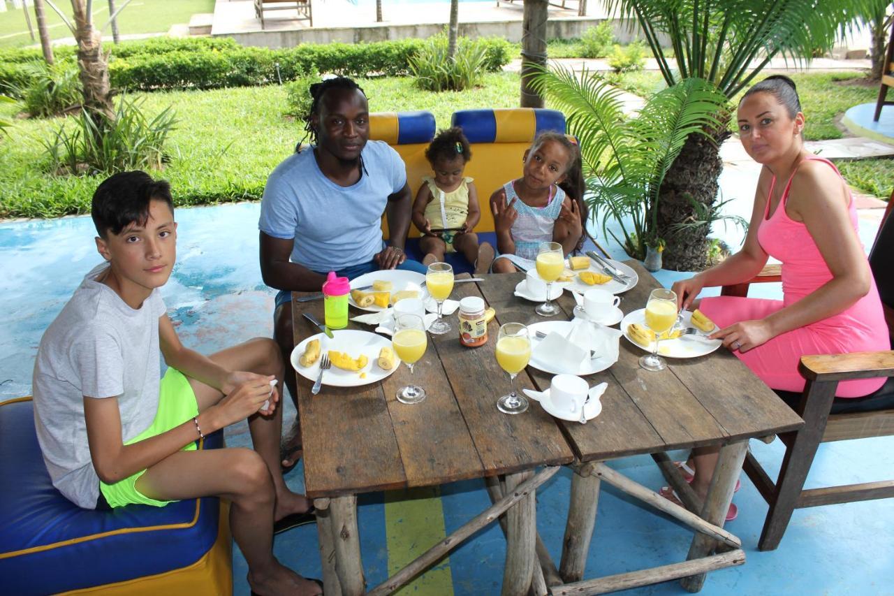 Villa Dahl Beach Resort Dar es Salaam Exterior photo