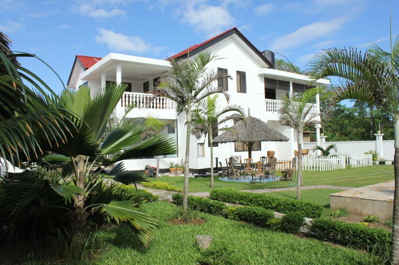 Villa Dahl Beach Resort Dar es Salaam Exterior photo