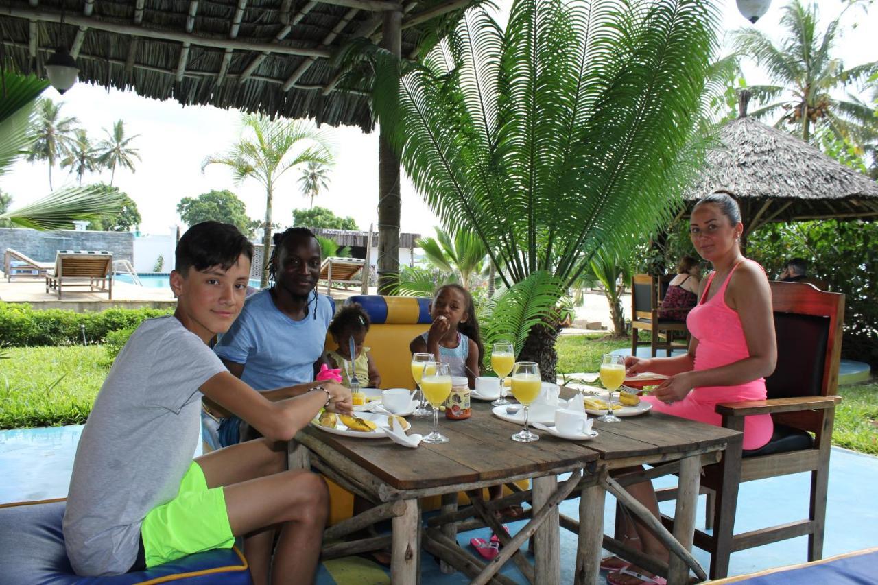 Villa Dahl Beach Resort Dar es Salaam Exterior photo