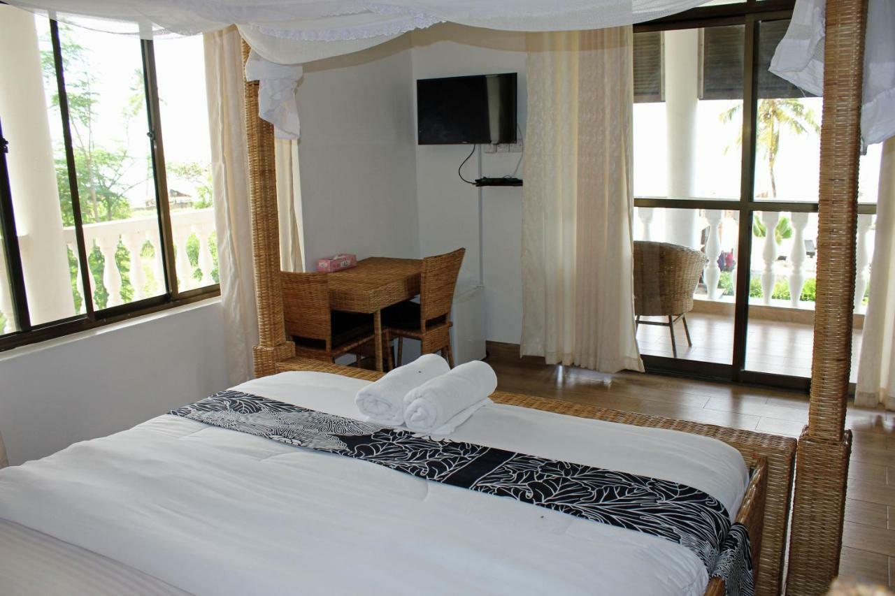 Villa Dahl Beach Resort Dar es Salaam Exterior photo
