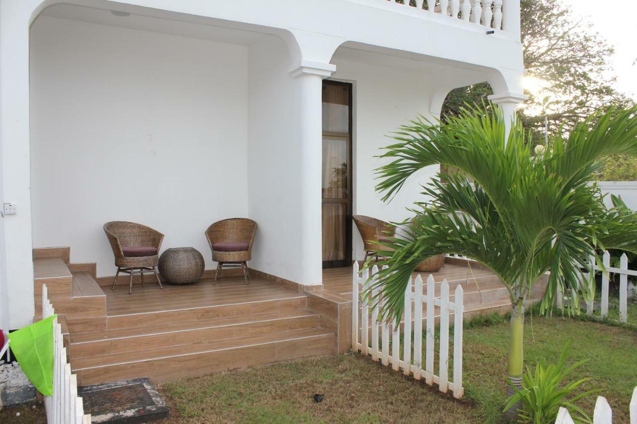 Villa Dahl Beach Resort Dar es Salaam Exterior photo